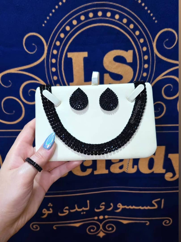 اکسسوری دستساز زنانه و دخترانه